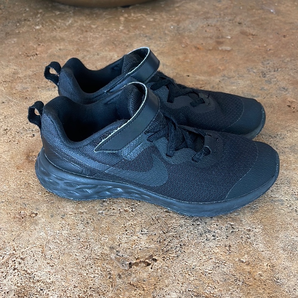 Kids Nike Velcro Sneakers